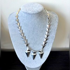 NWOT nOir Jewelry Silver Rhodium Plated Spike Pyramid Necklace